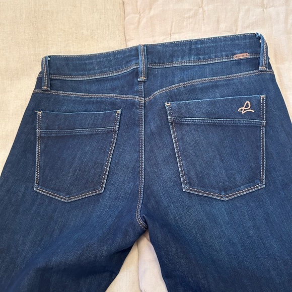 DL1962    4Way Stretch/ 360• Comfort Jean Size 28 - Picture 4 of 13
